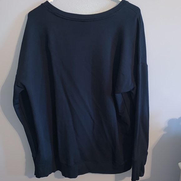 Navy Crewneck - Picture 5 of 5